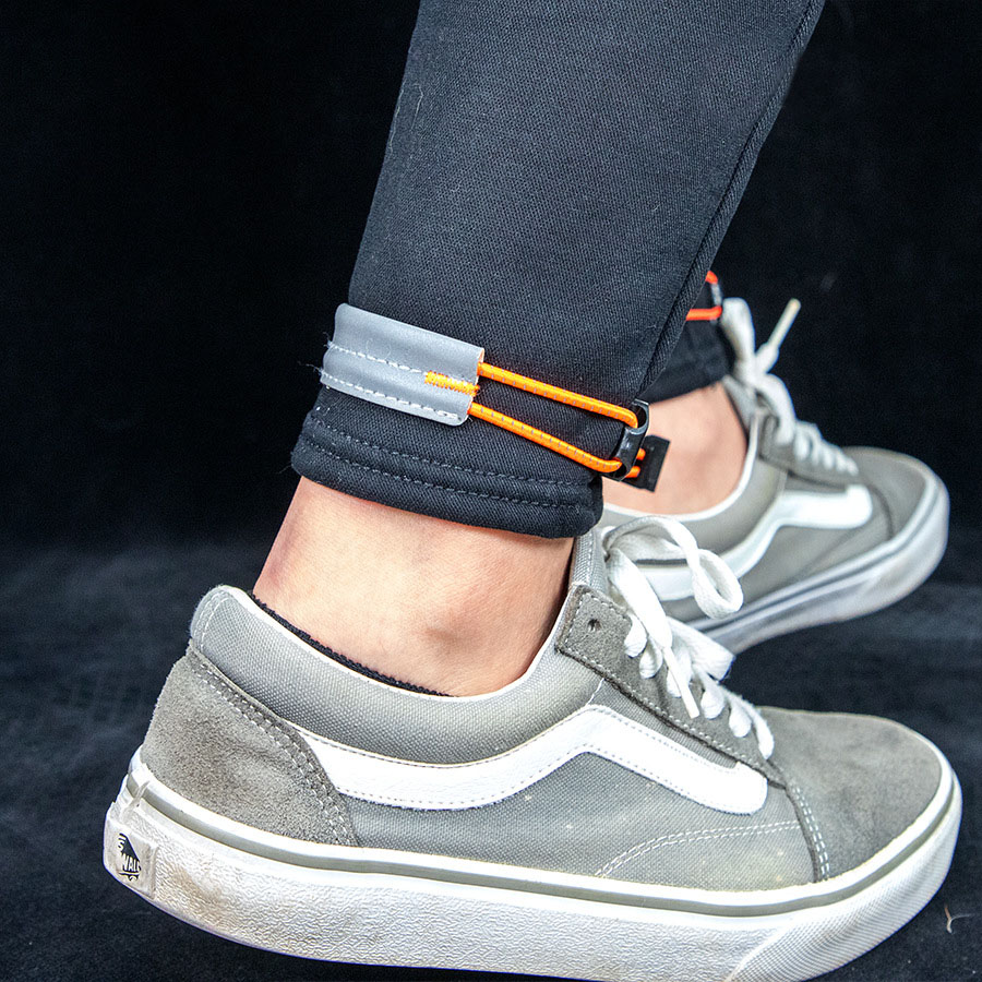 Elastic Reflective Cycling Leg - огляд і ціна Cycling Gear Usa